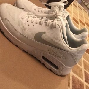 Nike air max shoes